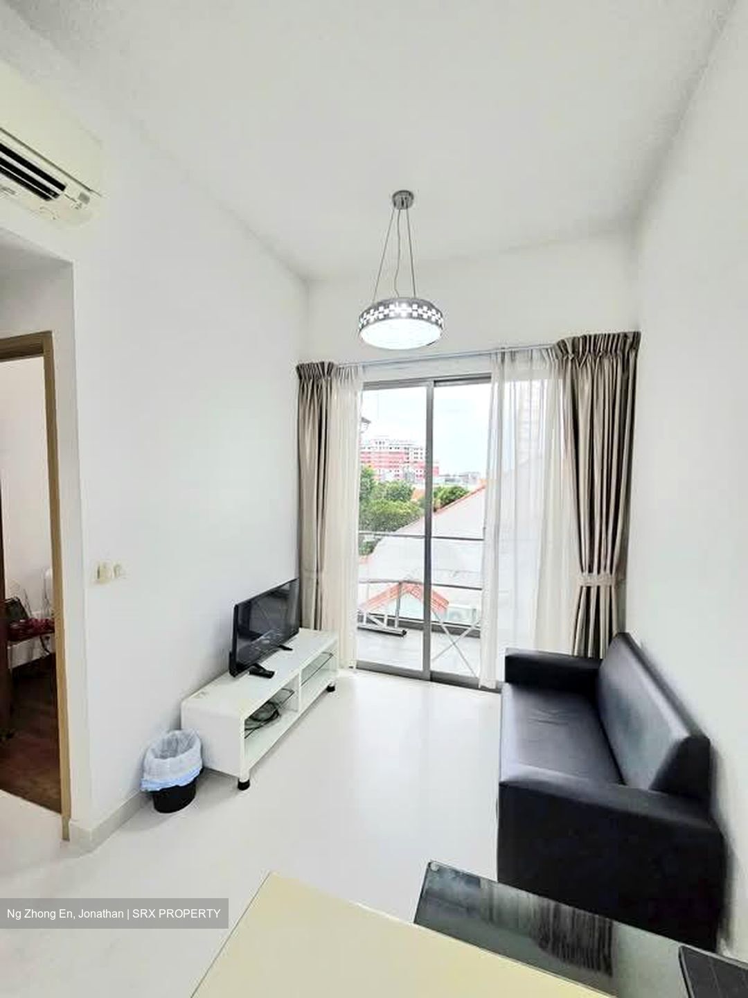 Casa Cambio (D19), Condominium #580281181